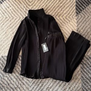 PLT Oversized Black Plisse Set